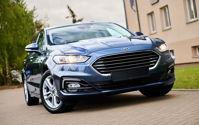Ford Mondeo cena 79900 przebieg: 117000, rok produkcji 2019 z Płock małe 781